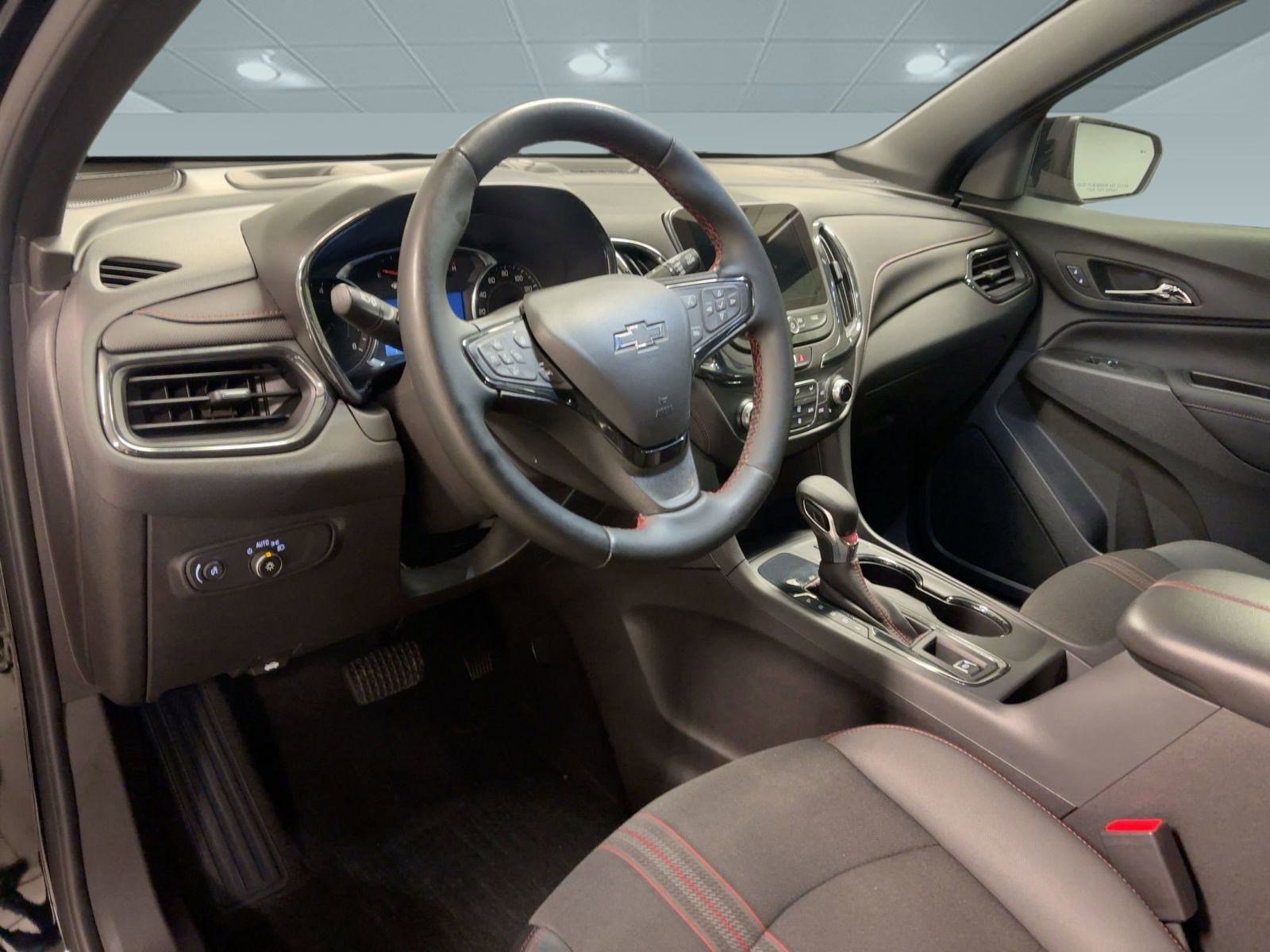 Certified 2024 Chevrolet Equinox RS image 3