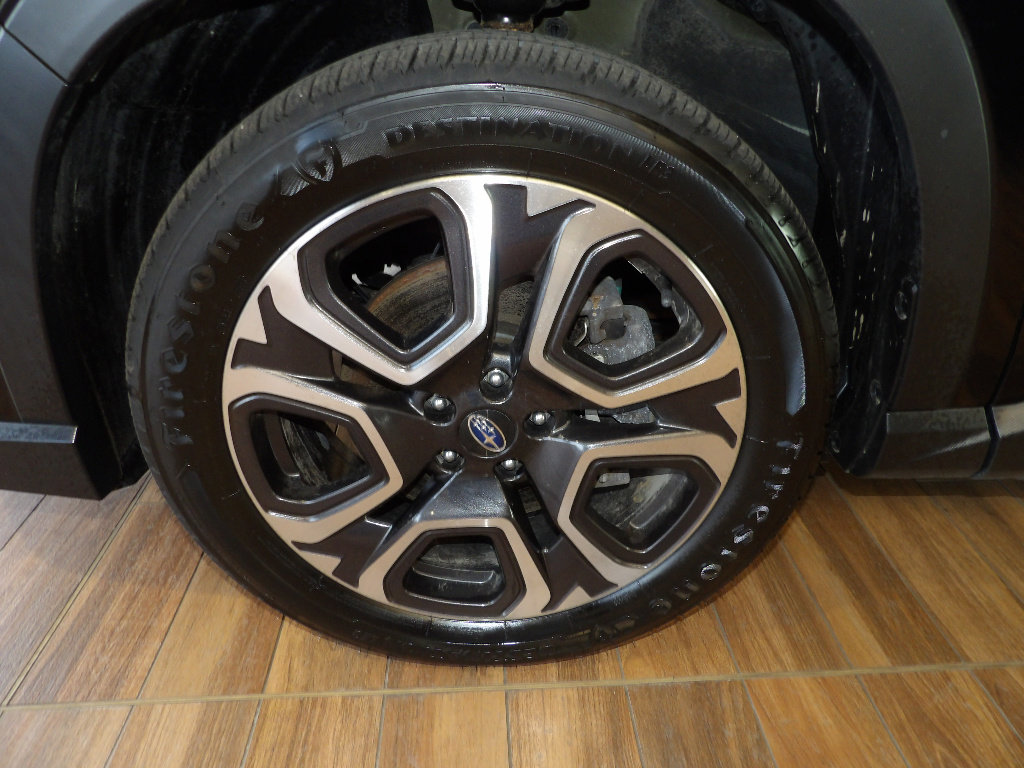 Used 2023 Subaru Ascent Limited image 10