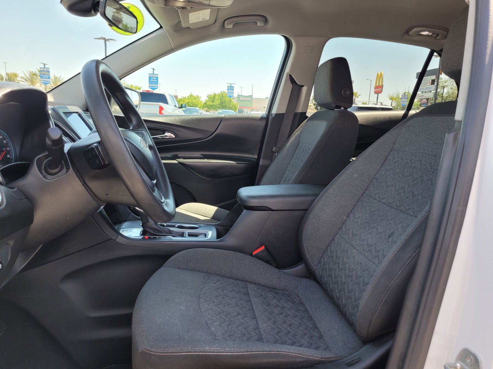 Used 2022 Chevrolet Equinox LT FWD image 10