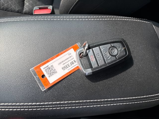 Used 2023 Ford Escape Active AWD/4WD image 29
