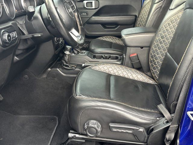 Used 2020 Jeep Wrangler Unlimited Sahara image 10