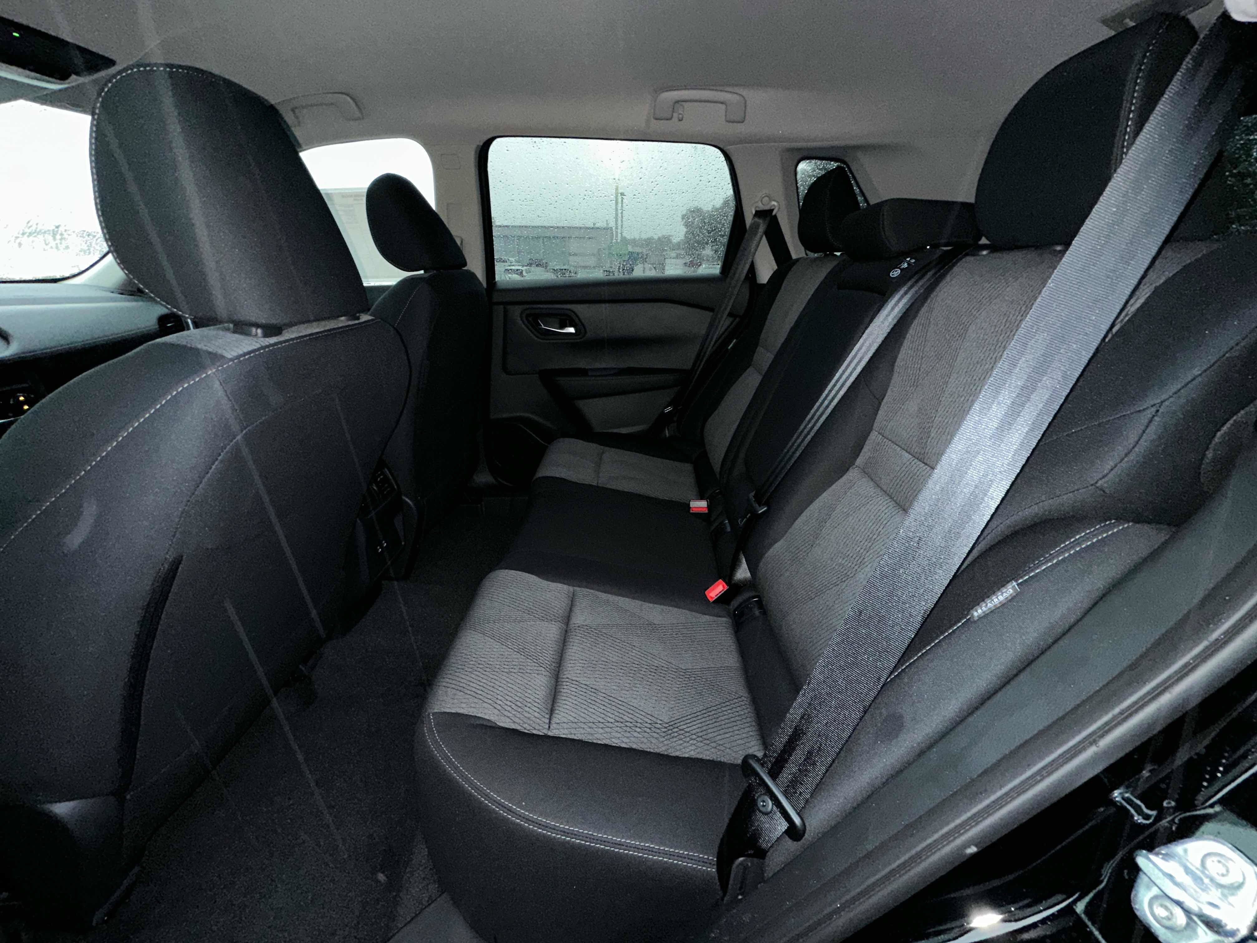 New 2027 Nissan Rogue SV AWD/4WD image 25