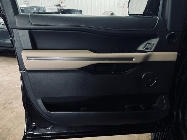 Used 2024 Ford Expedition Max XLT AWD/4WD image 14