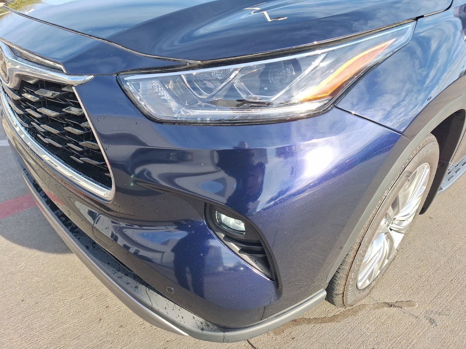 Used 2025 Toyota Highlander Platinum image 10