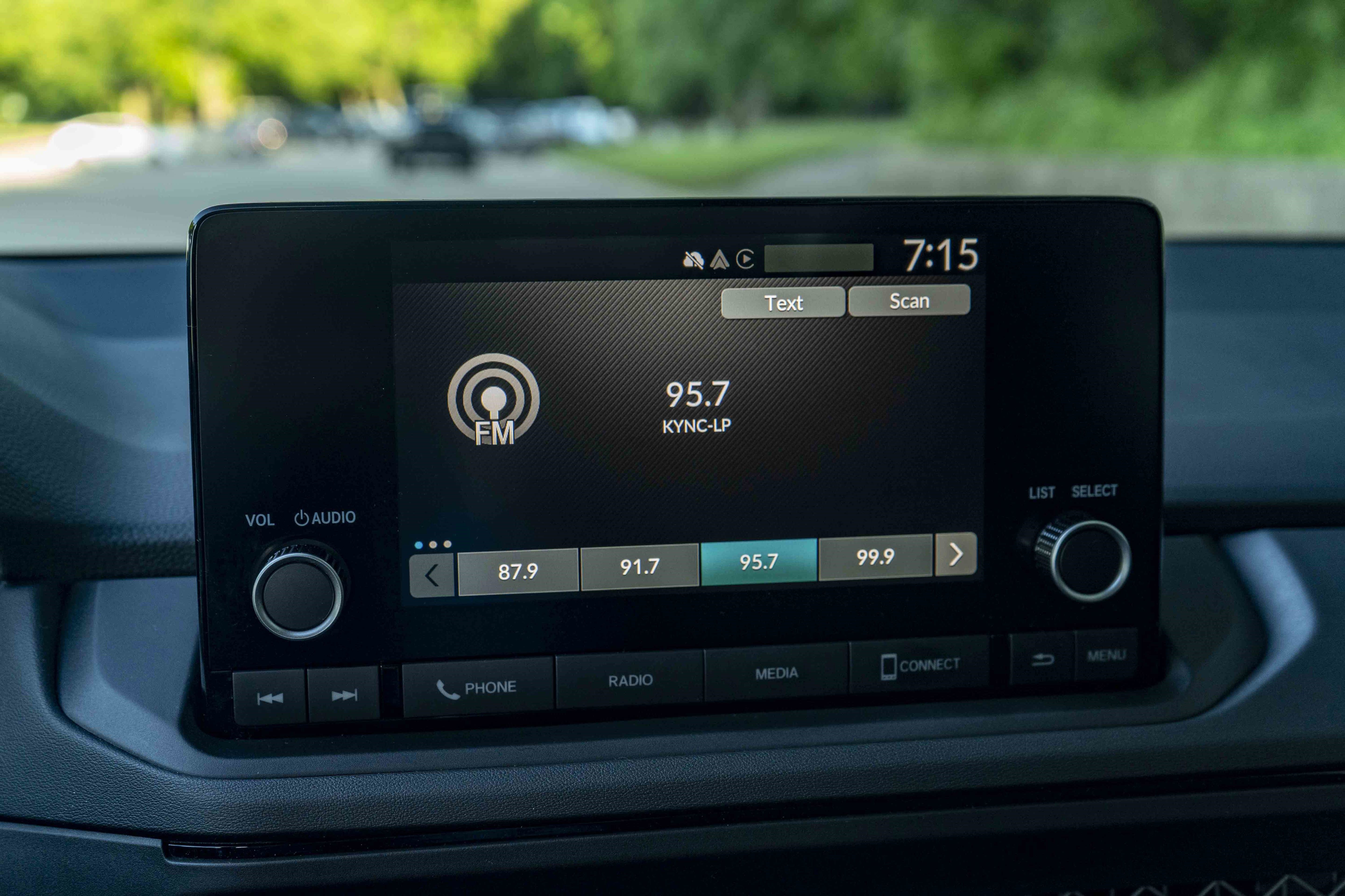Used 2025 Honda Accord LX image 30