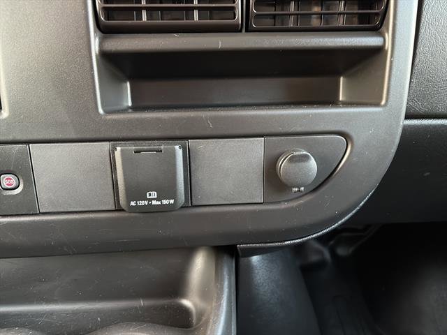 Used 2024 GMC Savana 2500 2500 w/ Driver Convenience Package image 18