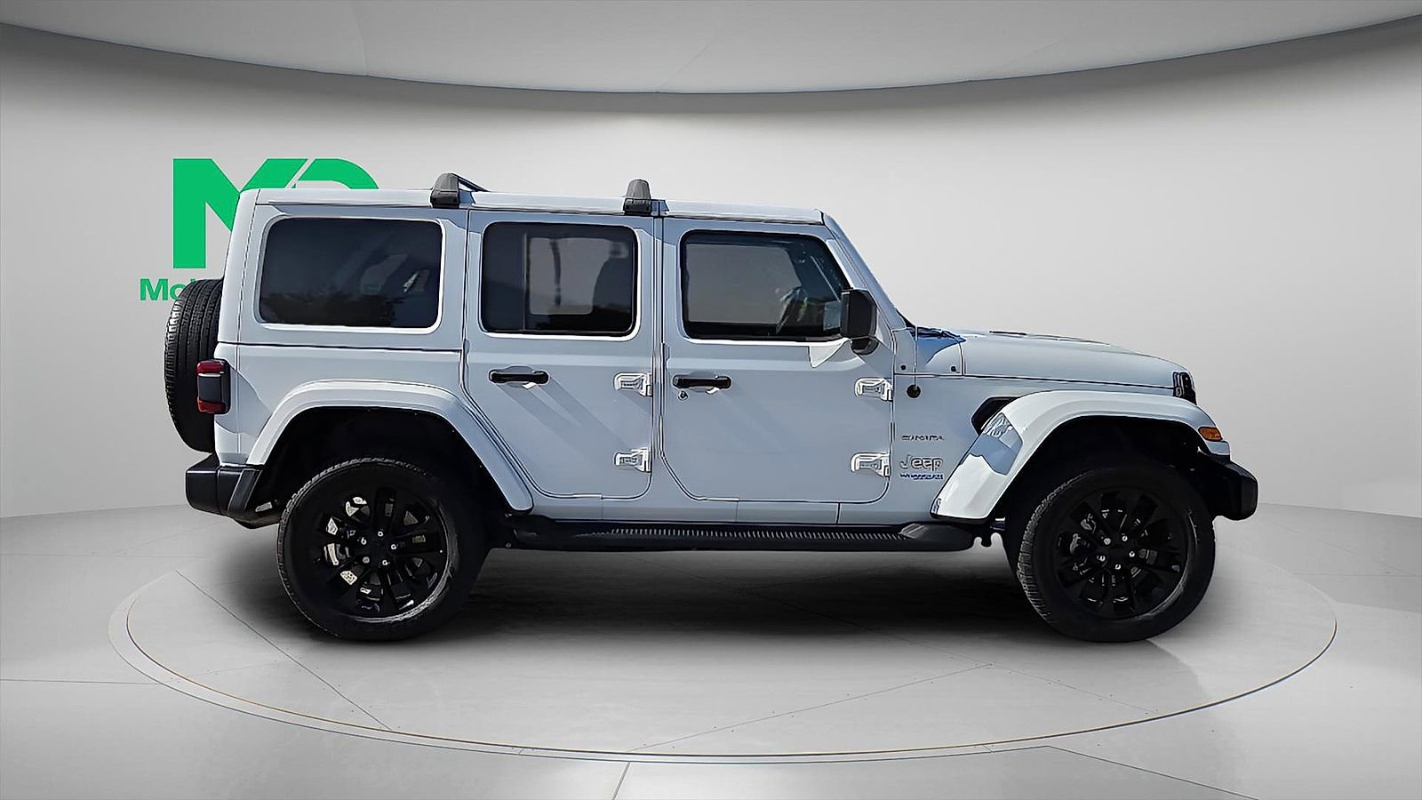 Used 2021 Jeep Wrangler Unlimited Sahara w/ Cold Weather Group AWD/4WD image 6