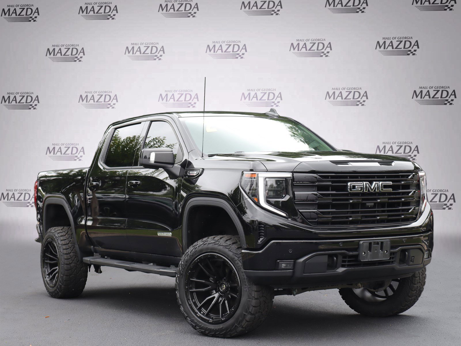 Used 2024 GMC Sierra 1500 Elevation w/ Elevation Premium Package AWD/4WD video 2