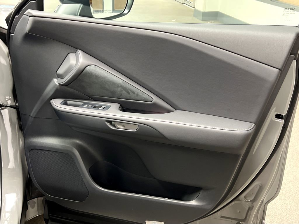New 2026 Lexus TX 500h AWD image 23