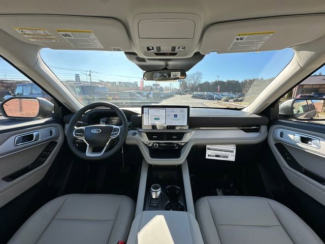 New 2026 Ford Explorer Active w/ Active Comfort Package AWD/4WD image 16