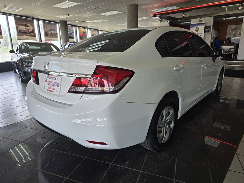 Used 2013 Honda Civic LX image 4