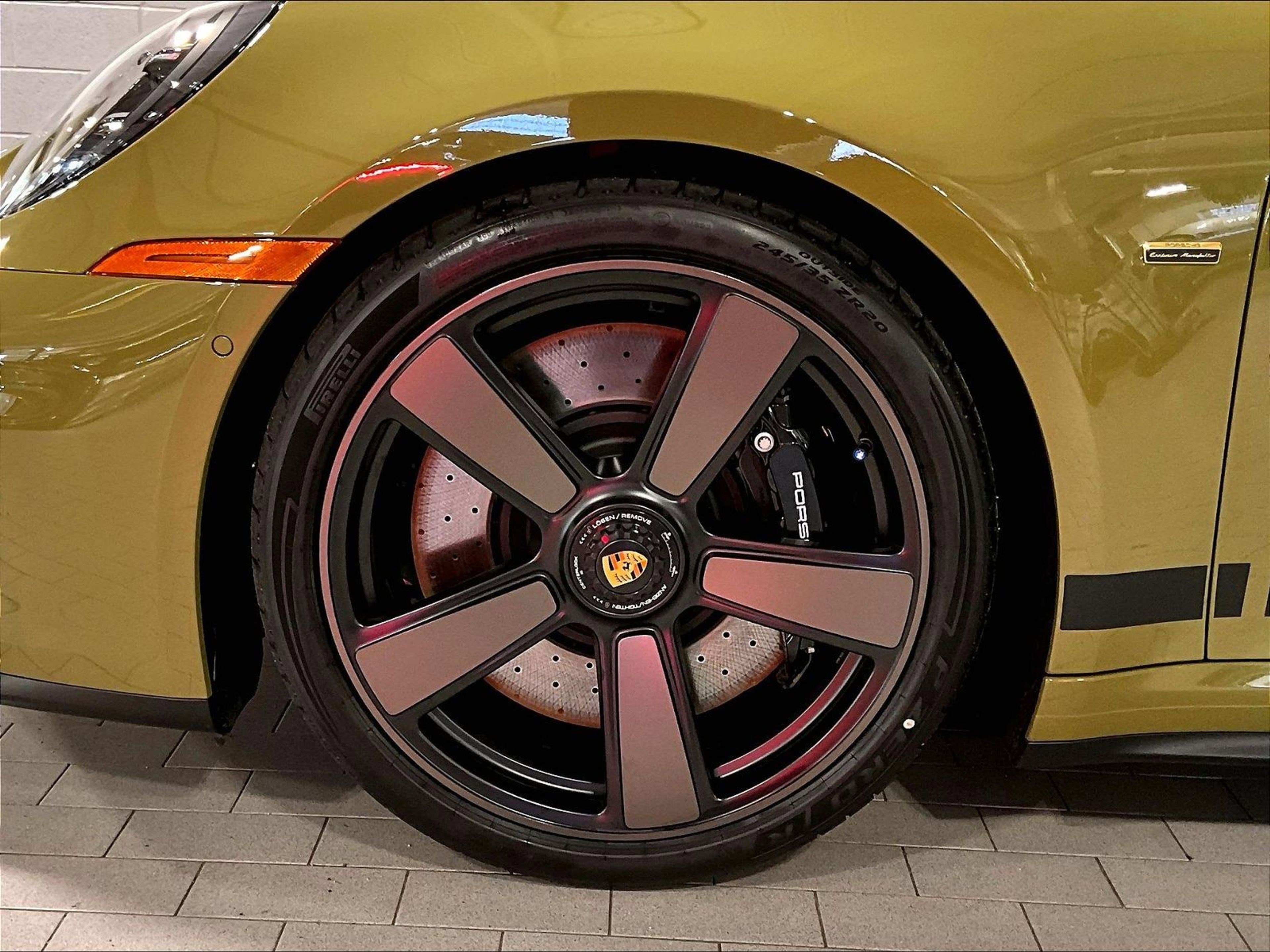 New 2026 Porsche 911 GTS image 13