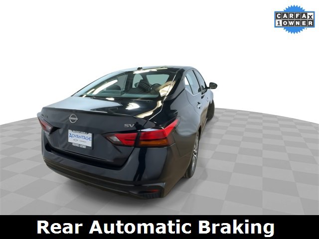 Used 2024 Nissan Altima 2.5 SV image 2