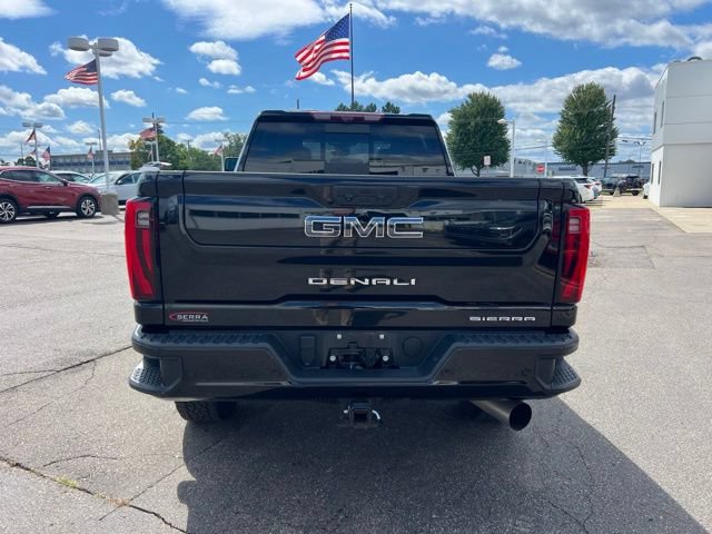Used 2024 GMC Sierra 2500 Denali Ultimate w/ Max Trailering Package AWD/4WD image 6