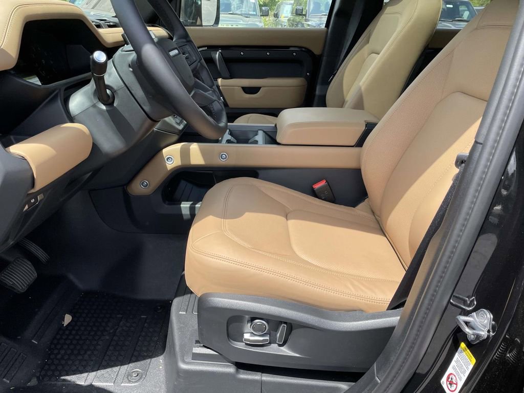 New 2026 Land Rover Defender 130 S AWD/4WD image 14