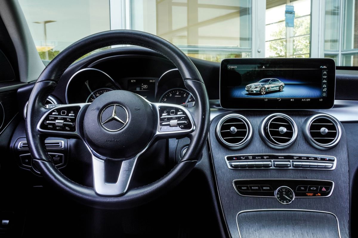 Used 2020 Mercedes-Benz C 300 Sedan image 15
