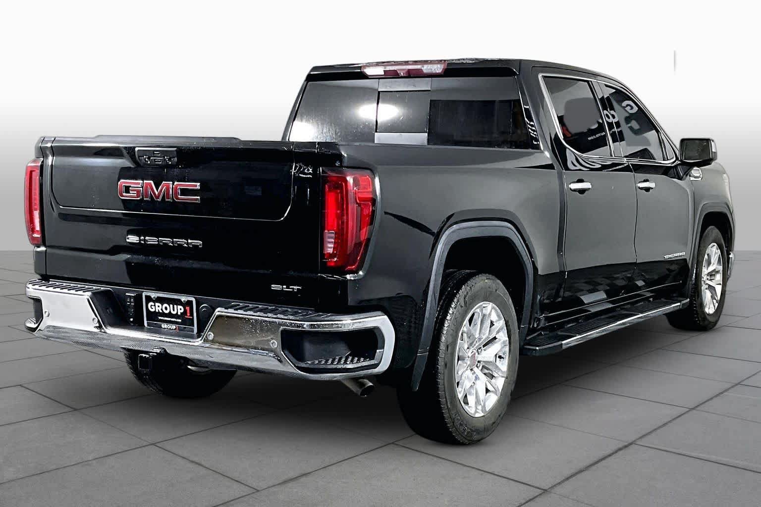 Used 2020 GMC Sierra 1500 SLT RWD image 13