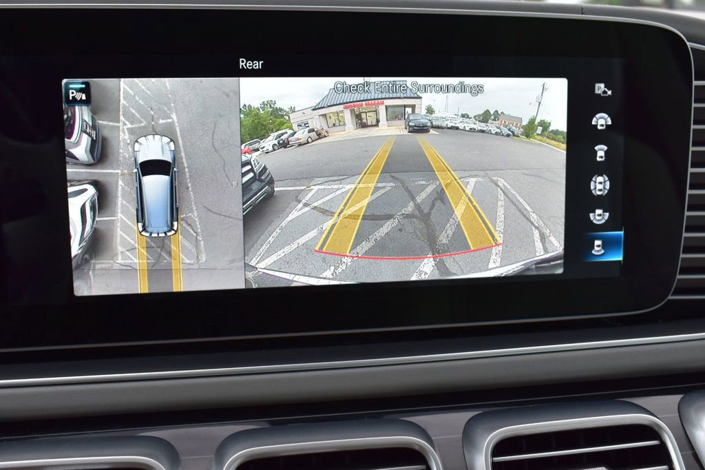 Used 2023 Mercedes-Benz Maybach GLS 600 4MATIC image 39