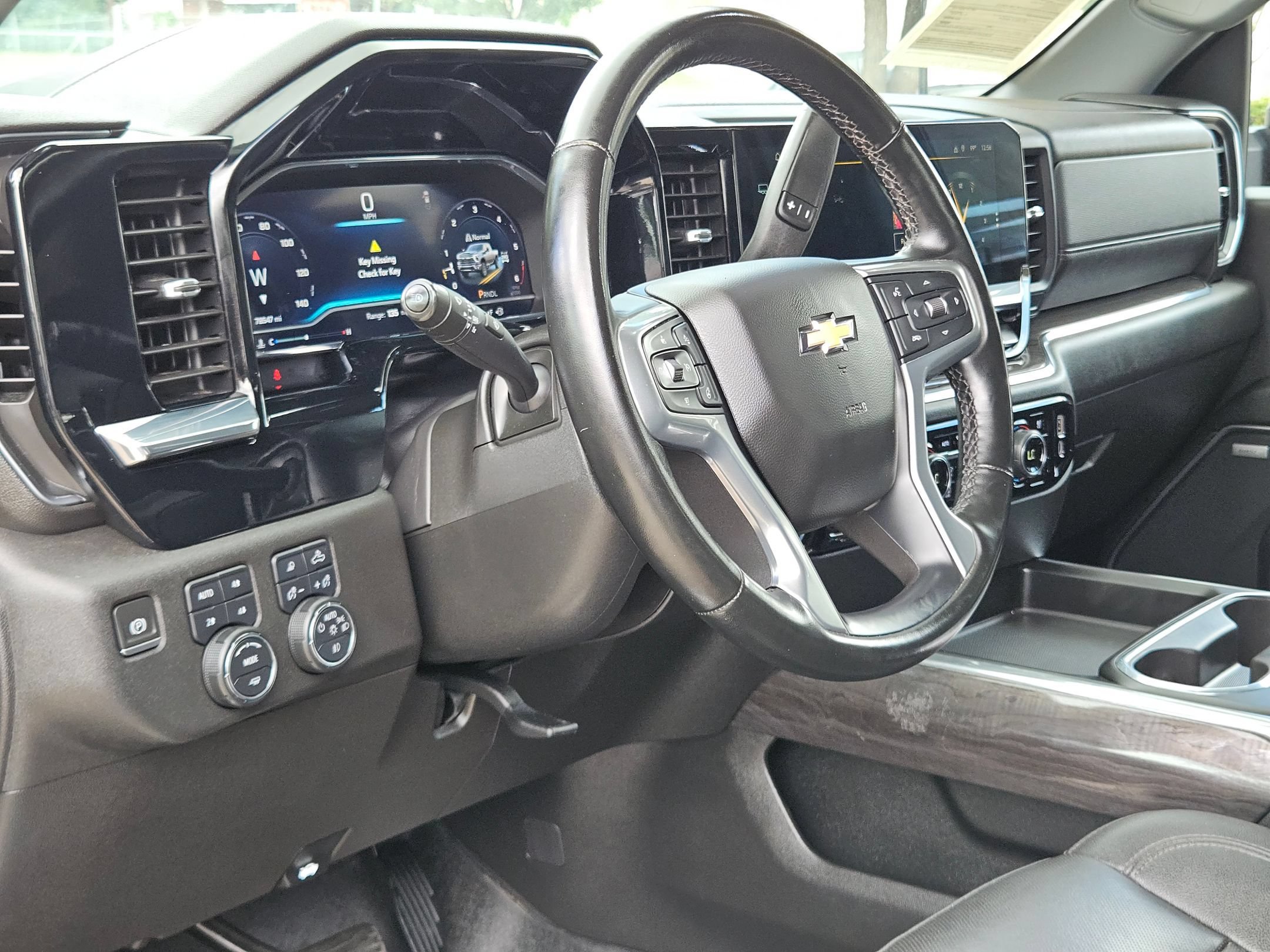 Used 2024 Chevrolet Silverado 2500 LTZ w/ LTZ Plus Package AWD/4WD image 10