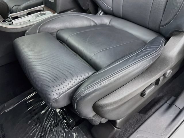 Certified 2022 Subaru Ascent Touring AWD/4WD image 22