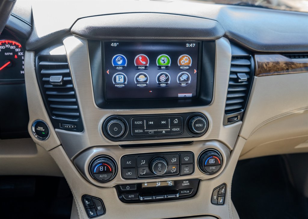 Used 2015 GMC Yukon XL Denali w/ Premium Package RWD image 21