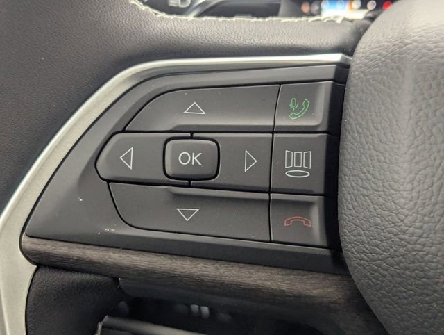 New 2025 Jeep Grand Cherokee Limited image 12