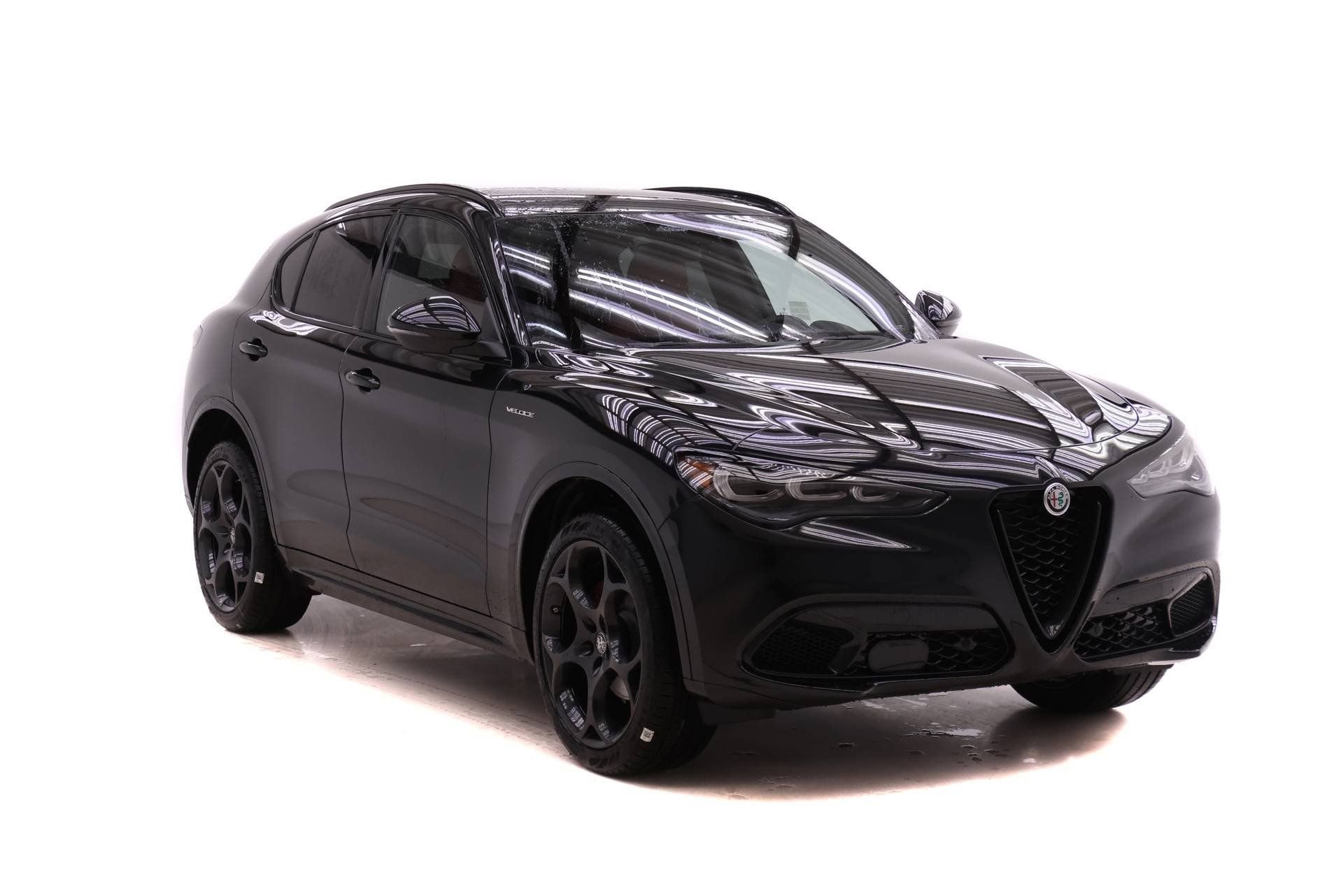 New 2026 Alfa Romeo Stelvio Sprint image 2