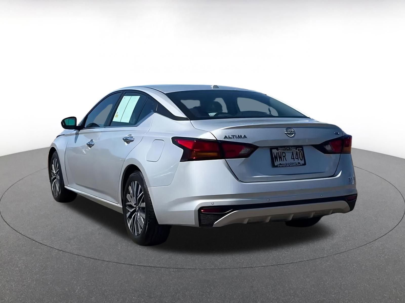 Used 2023 Nissan Altima 2.5 SV image 11