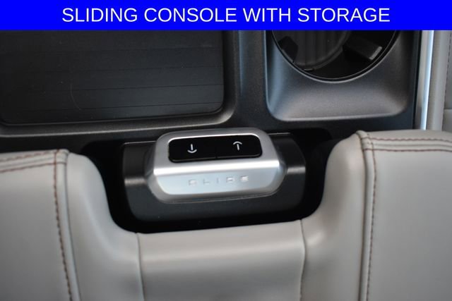 Used 2025 Ford Expedition Max Active AWD/4WD image 4