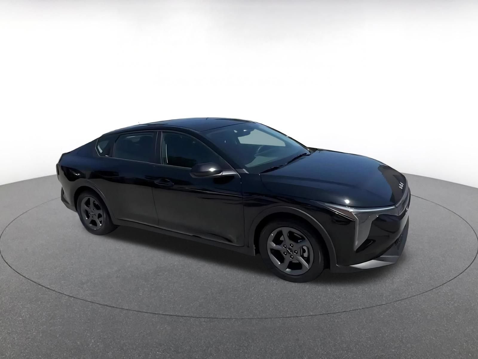 Used 2025 Kia K4 FWD video 2