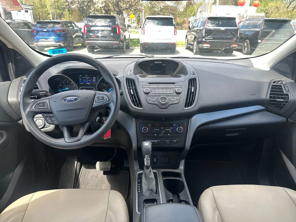 Used 2017 Ford Escape SE AWD/4WD image 12