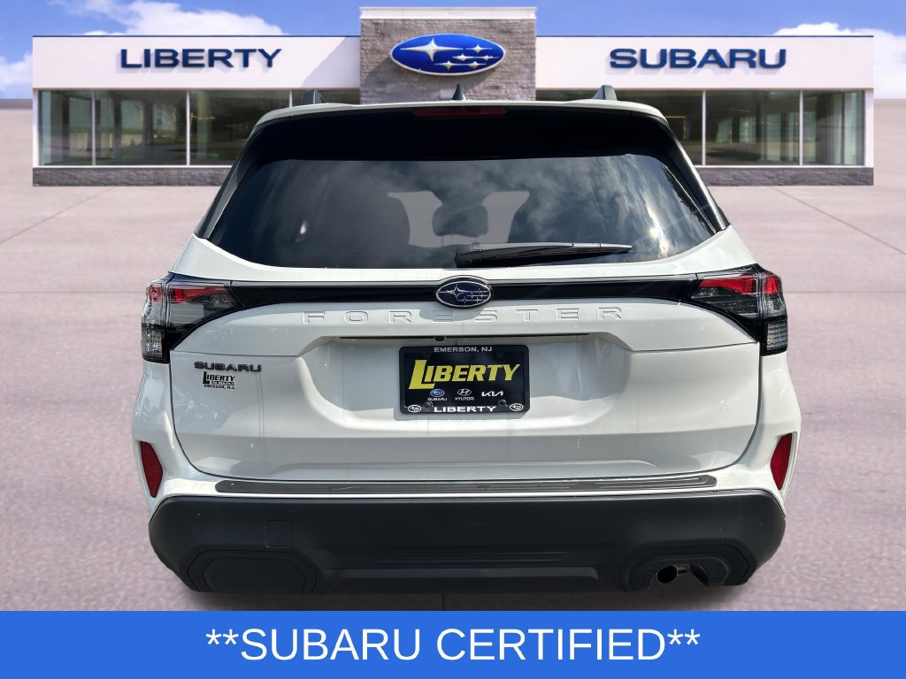Used 2026 Subaru Forester Premium AWD/4WD image 5