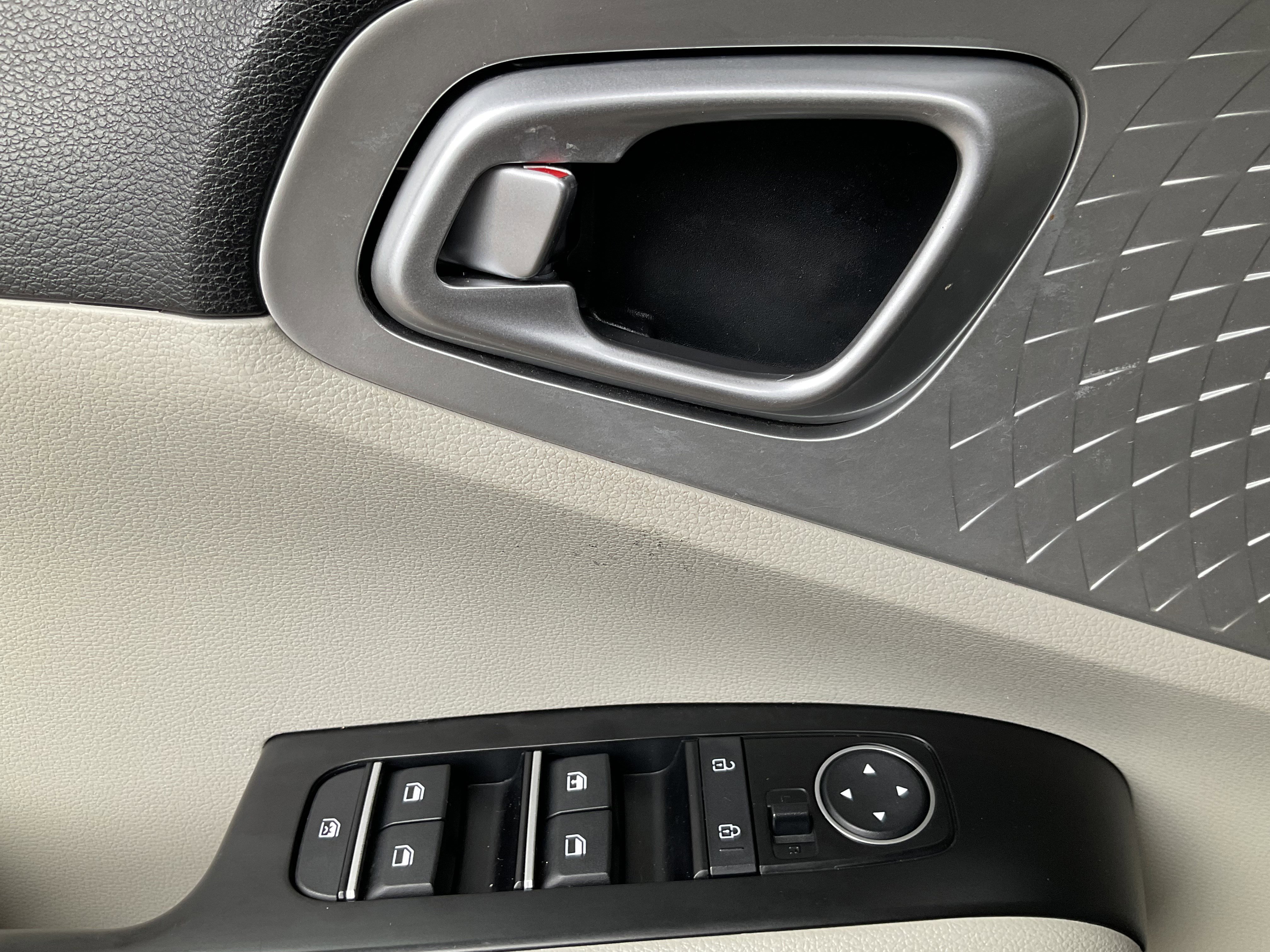 Used 2022 Kia Soul LX FWD image 24