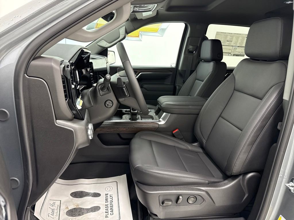 New 2026 GMC Sierra 1500 SLT w/ SLT Premium Package image 17