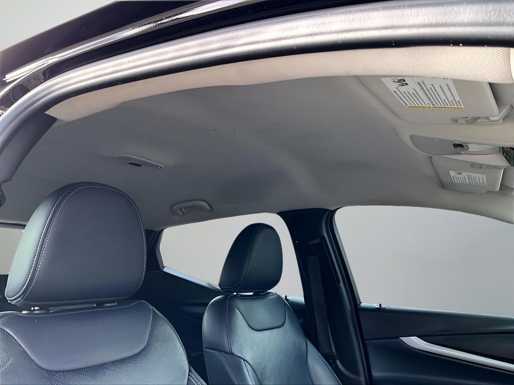 Certified 2022 Chevrolet Bolt EUV LT w/ Convenience Package image 19