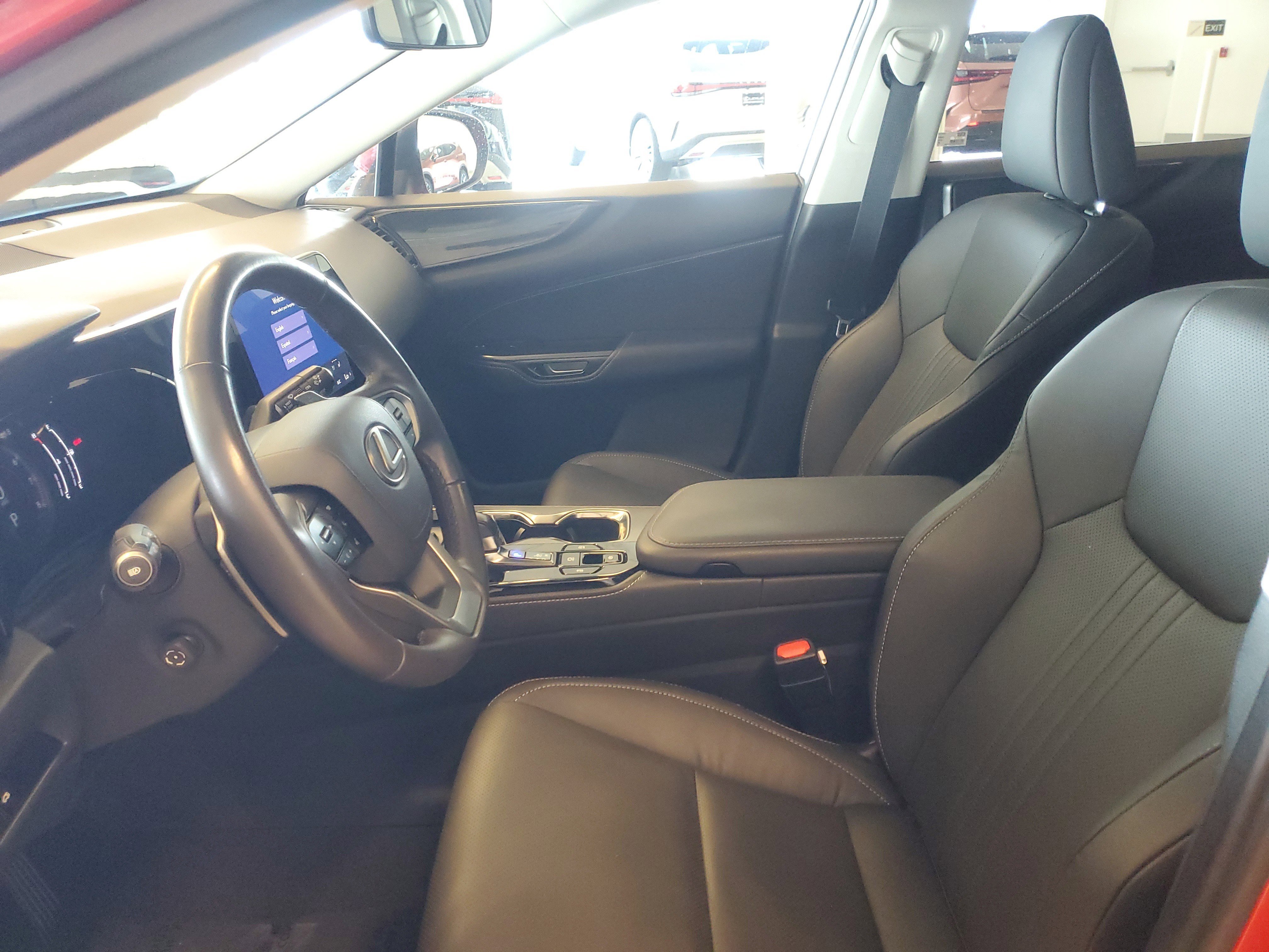 Used 2024 Lexus NX 250 FWD image 18