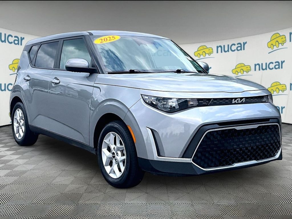 Used 2025 Kia Soul LX w/ LX Technology Package