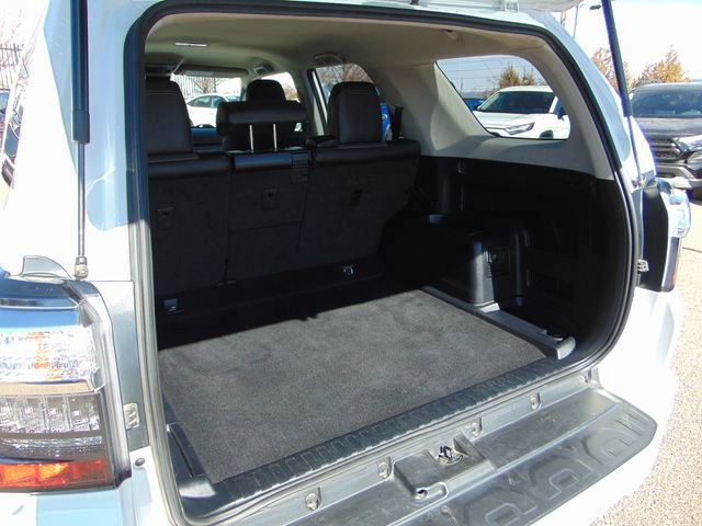 Used 2024 Toyota 4Runner SR5 Premium image 24