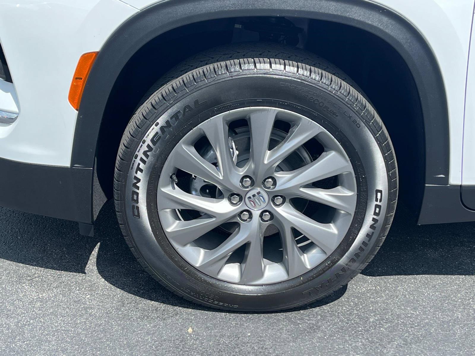 New 2026 Buick Enclave Preferred w/ Power Package image 12