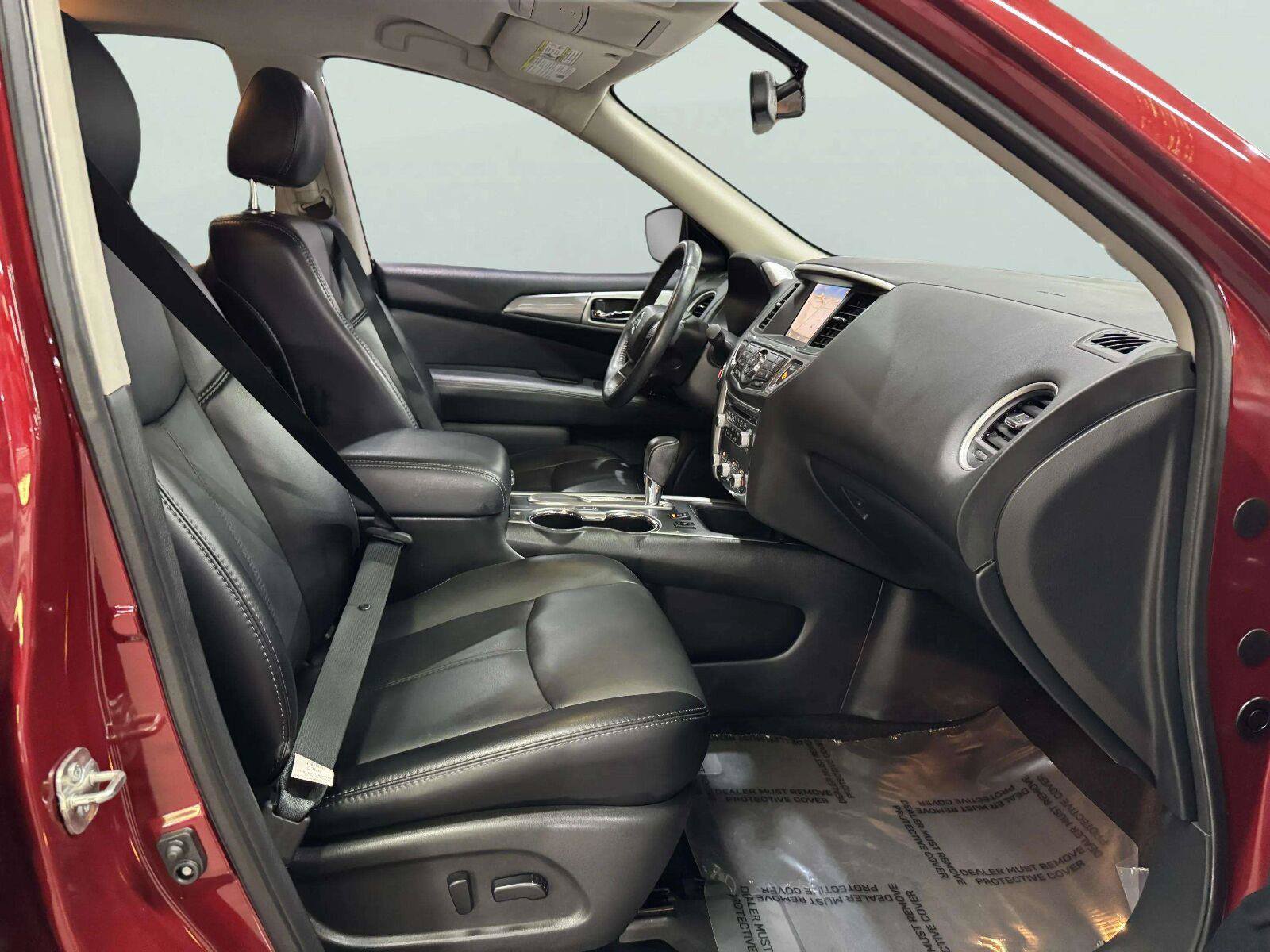 Used 2019 Nissan Pathfinder SL FWD image 57