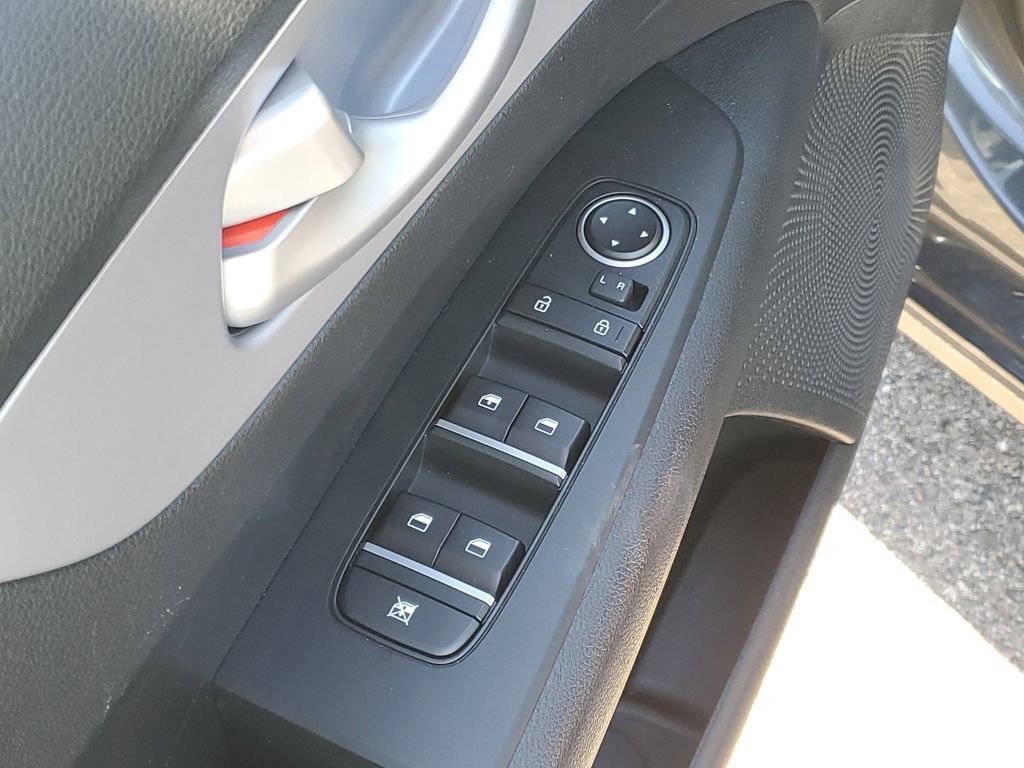 Used 2024 Kia Forte LXS FWD image 9