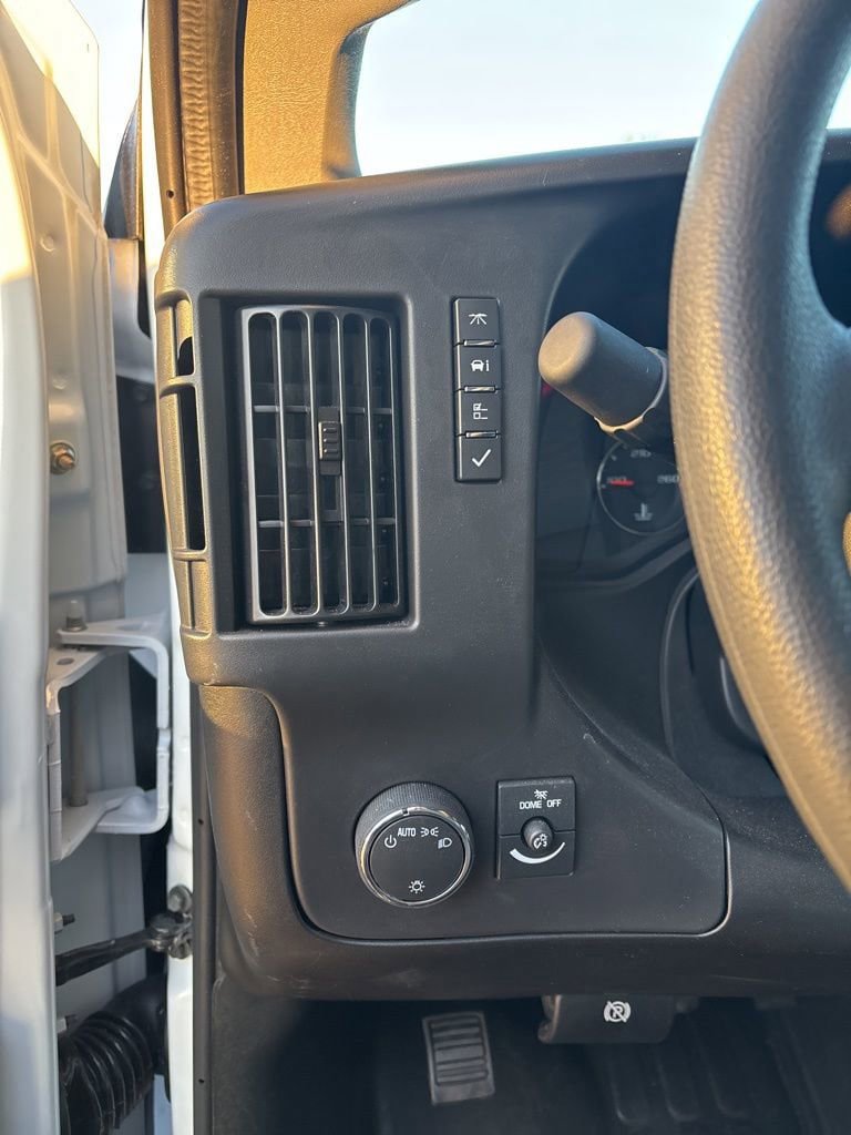 New 2025 GMC Savana 3500 w/ Power Convenience Package image 44