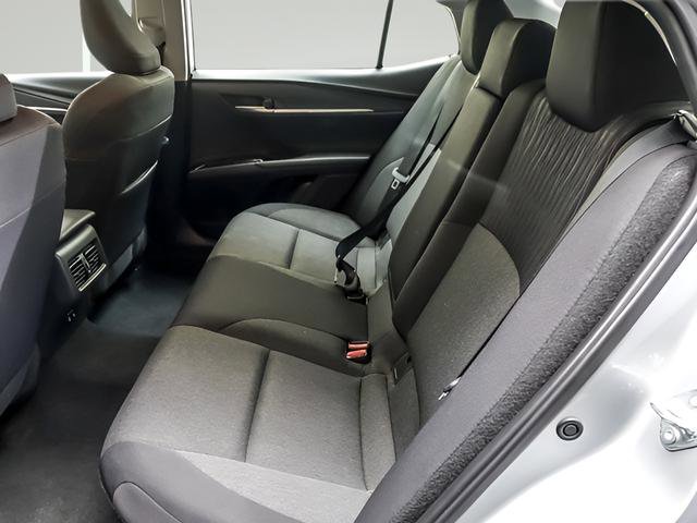 Used 2025 Toyota Camry LE FWD image 10