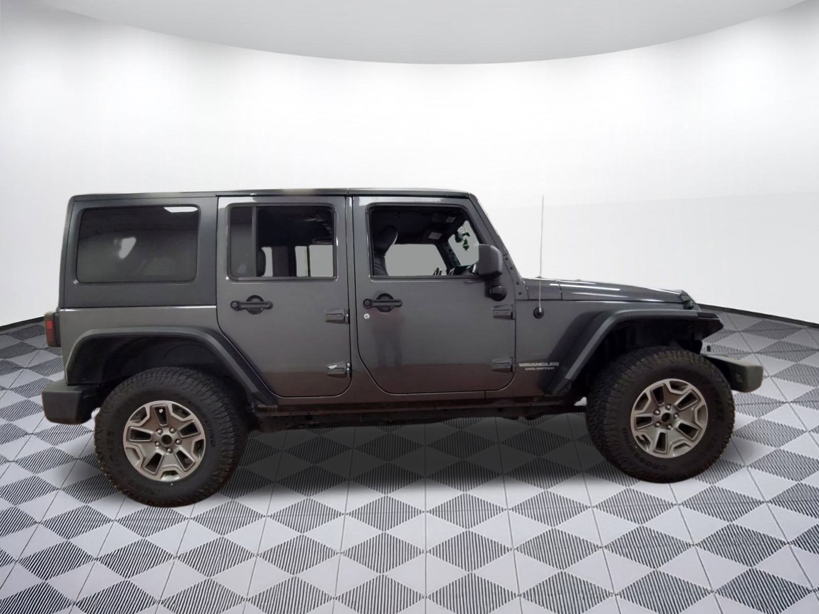 Used 2014 Jeep Wrangler Unlimited Rubicon w/ Dual Top Group image 7