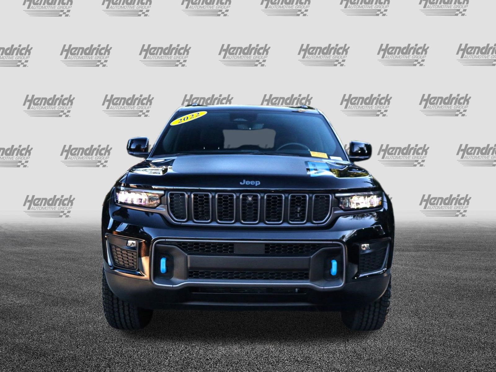 Used 2022 Jeep Grand Cherokee Trailhawk AWD/4WD image 3