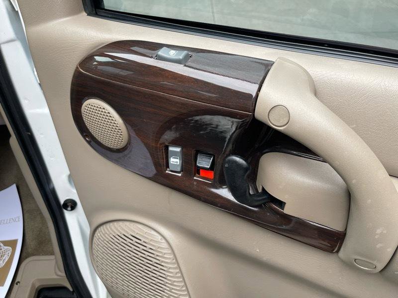 Used 2004 GMC Safari Conversion image 41