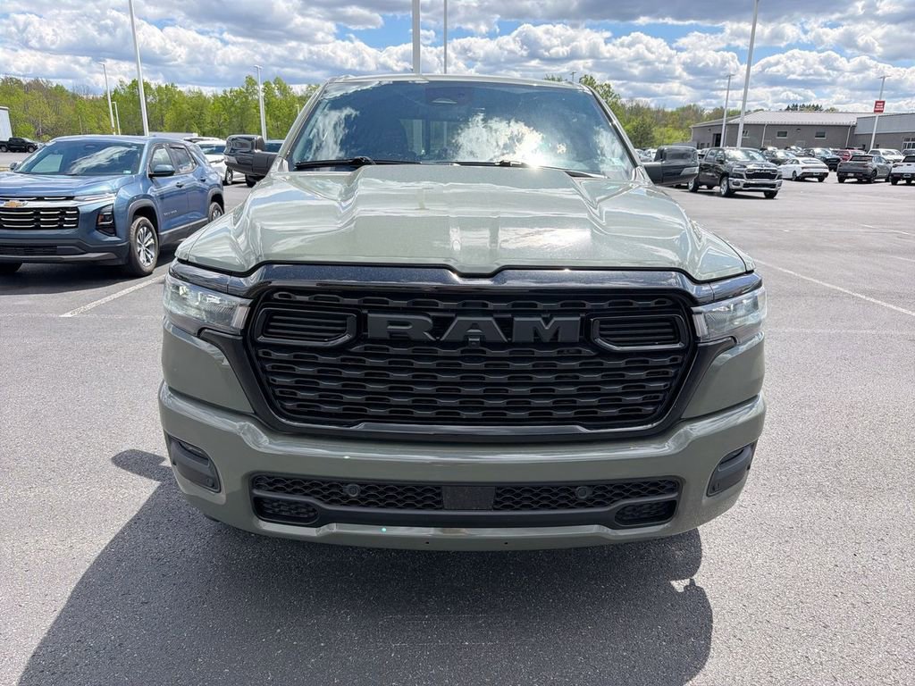 New 2026 RAM 1500 4x4 Crew Cab image 3