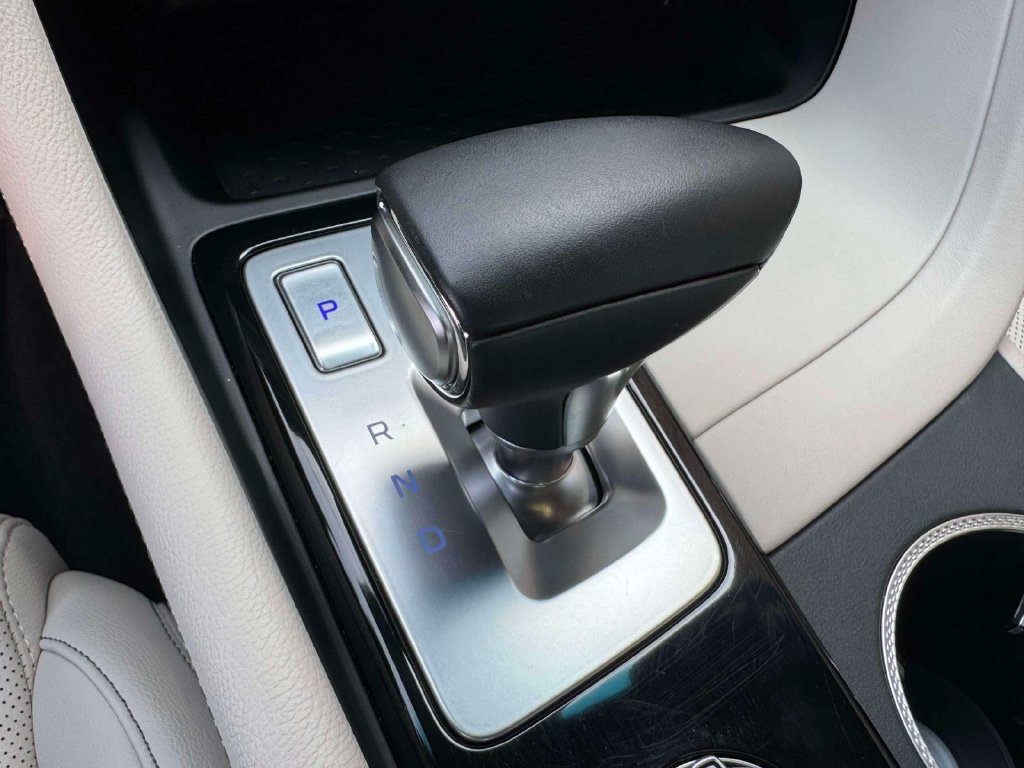 Certified 2026 Genesis G70 2.5T AWD/4WD image 32