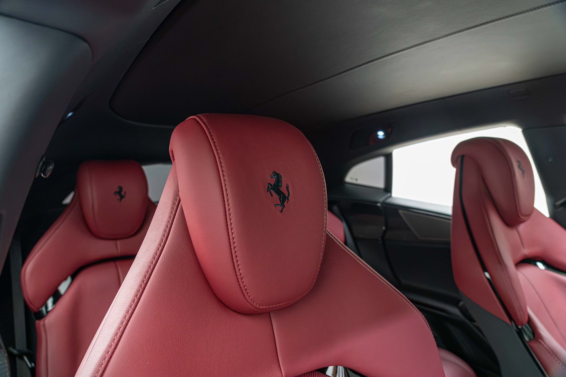 Certified 2026 Ferrari Purosangue AWD/4WD image 21