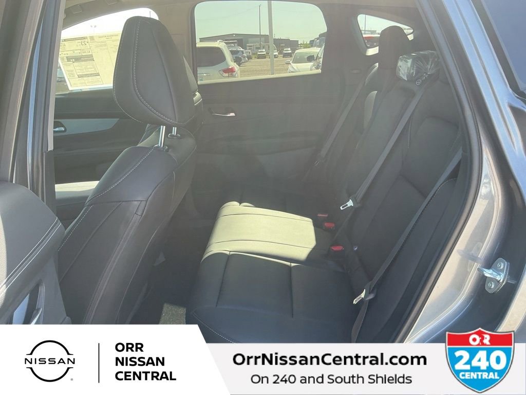 New 2025 Nissan Murano SL image 13
